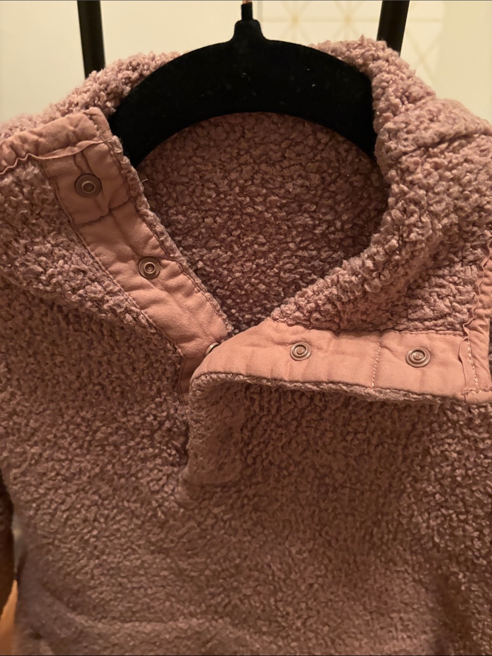 SKIMS S/M Mauve Sherpa Snap-Neck Pullover - Picture 3 of 4